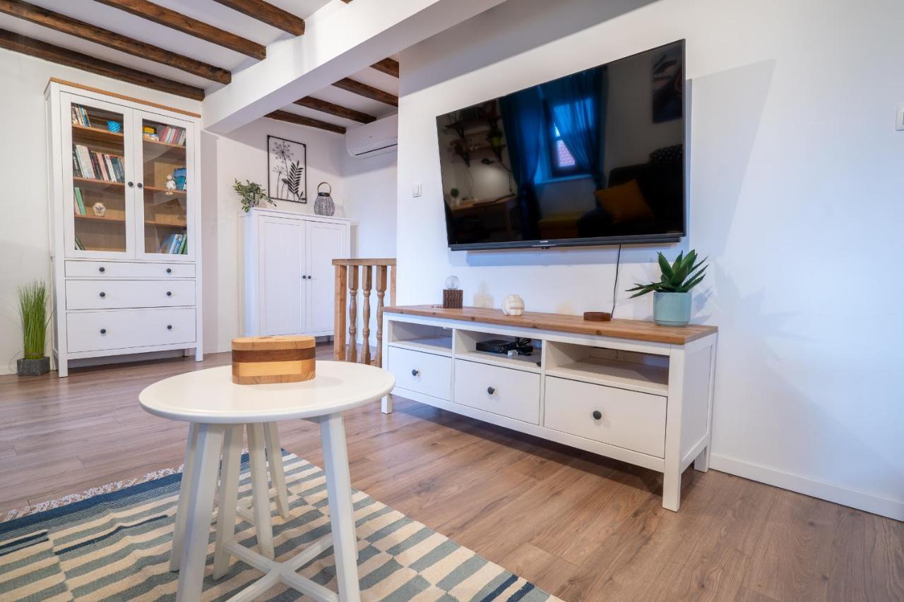 Holiday House Nova Stara Baška Eksteriør bilde