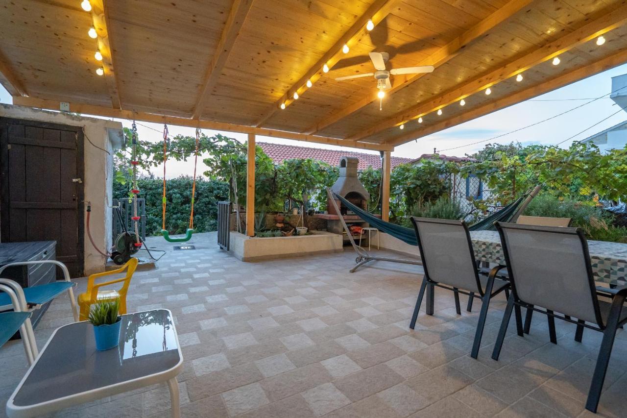 Holiday House Nova Stara Baška Eksteriør bilde