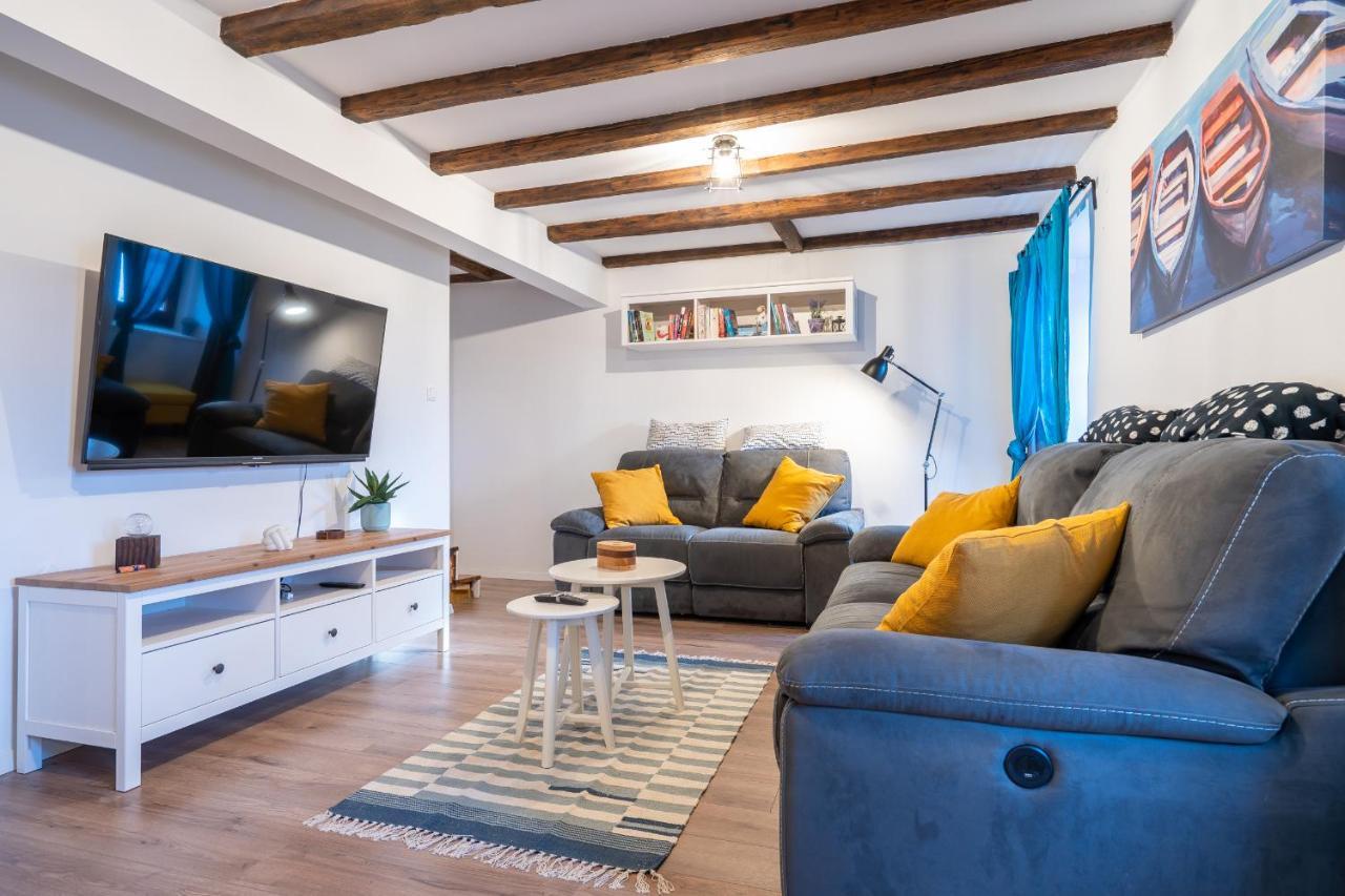 Holiday House Nova Stara Baška Eksteriør bilde